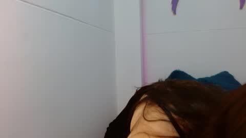 . . KATIA . . online show from 05-01-26, 11:48
