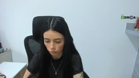 Snapshot of katia_sex25 chatting on 04-30-26, 05:19 Katia online show from 04-30-26, 05:19