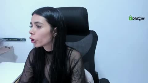 Snapshot of katia_sex25 chatting on 05-16-26, 03:11 Katia online show from 05-16-26, 03:11