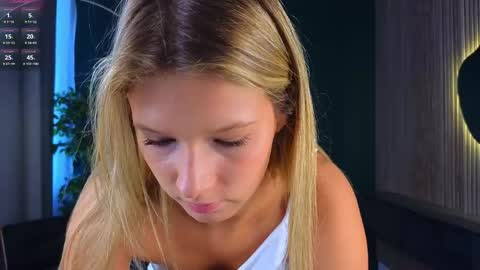 Snapshot of katie_dierse chatting on 05-25-26, 06:52 Katie online show from 05-25-26, 06:52