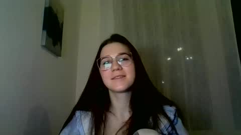 katie_foxi online show from 01-15-25, 08:05