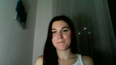 katie_foxi online show from 10-17-25, 08:44