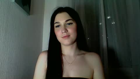 Snapshot of katie_foxi chatting on 05-29-26, 08:40 katie_foxi online show from 05-29-26, 08:40