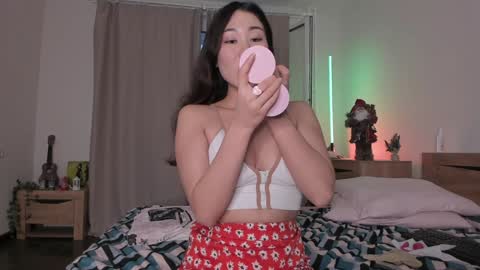 Kate online show from 01-28-25, 01:16