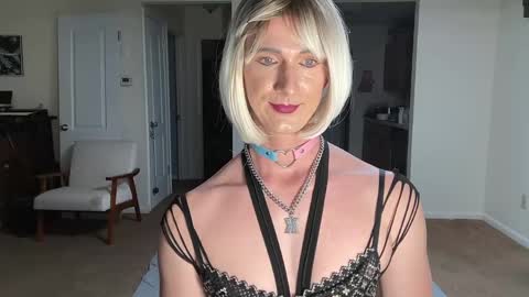 katiebabykitty online show from 04-18-26, 03:21