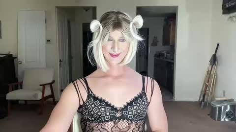 katiebabykitty online show from 04-20-26, 02:31