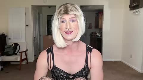 katiebabykitty online show from 04-22-26, 02:40