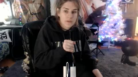 Katie online show from 01-08-25, 07:24