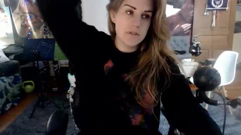 Katie online show from 02-28-25, 09:01