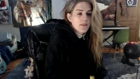 Katie online show from 02-25-26, 05:28