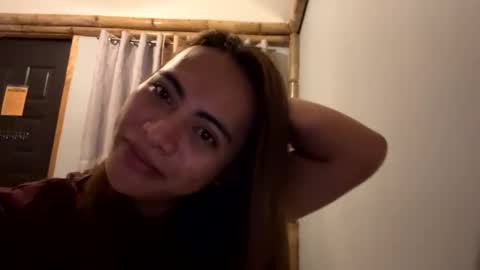 Snapshot of katiefrox_ chatting on 01-19-25, 09:45 katiefrox  online show from 01-19-25, 09:45