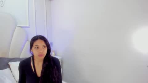 katiejonees online show from 01-09-26, 11:35