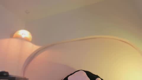 Snapshot of katiepeach_ chatting on 10-09-25, 11:30 Katy IGPeach kat666 online show from 10-09-25, 11:30