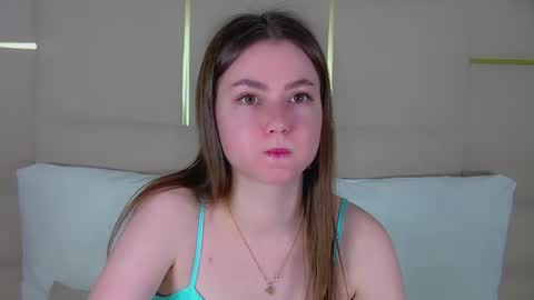 Snapshot of katiereeves chatting on 02-24-26, 05:05 katiereeves online show from 02-24-26, 05:05