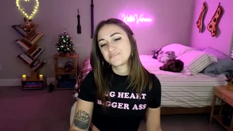 Katie Verona online show from 12-22-24, 01:34