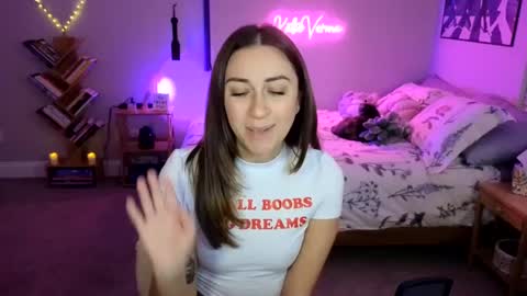 Katie Verona online show from 12-30-24, 02:53