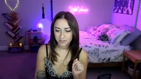 Katie Verona online show from 01-01-25, 05:54
