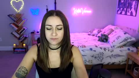 Katie Verona online show from 01-14-25, 01:58