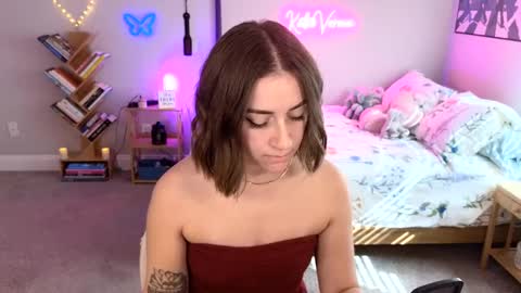 Katie Verona online show from 01-26-25, 07:31