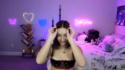 Katie Verona online show from 02-15-25, 11:47