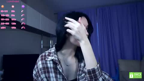 Snapshot of katievillard chatting on 11-28-25, 06:05 Crystal really Kristel online show from 11-28-25, 06:05