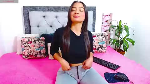 Follow Instagram katikloving online show from 12-20-25, 02:57