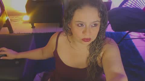 Snapshot of katjohanna chatting on 06-24-26, 04:11 Johanna online show from 06-24-26, 04:11