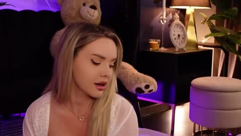KatJolie online show from 05-27-26, 07:55