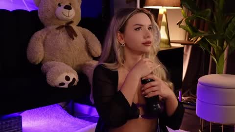 KatJolie online show from 06-02-26, 06:54