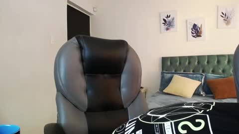 Katnia and Marcuz online show from 01-28-25, 04:52