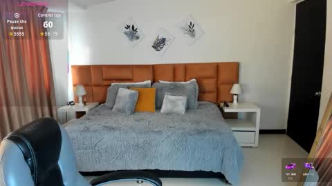 Katnia and Marcuz online show from 10-15-25, 12:05