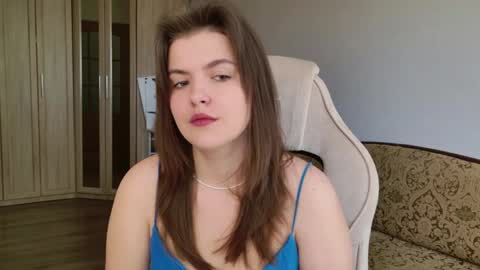 Snapshot of katnotcat chatting on 05-25-26, 01:17 katnotcat online show from 05-25-26, 01:17