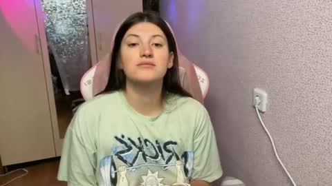   naked in pvt show 100 tk online show from 04-26-26, 06:05