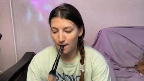 Snapshot of katrin_kristal chatting on 06-01-26, 01:35 naked in pvt show 100 tk online show from 06-01-26, 01:35