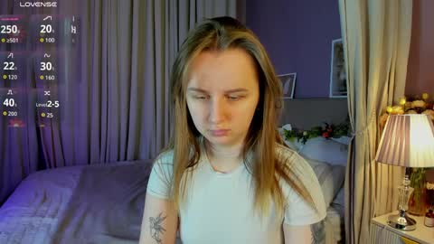 Katrina Bail online show from 04-11-26, 01:10