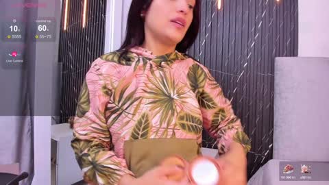 Snapshot of katrina_kaif_x chatting on 12-22-24, 12:27 Keyla online show from 12-22-24, 12:27
