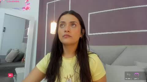 Snapshot of katrina_kaif_x chatting on 07-13-26, 07:16 Keyla online show from 07-13-26, 07:16