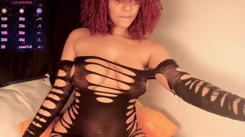 Snapshot of katrinaa_ricci chatting on 10-02-25, 08:16 Katrina Ricci online show from 10-02-25, 08:16