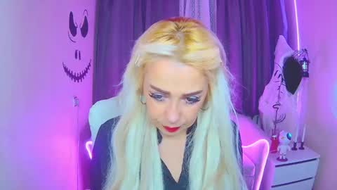 katrinacharm online show from 11-02-25, 07:11