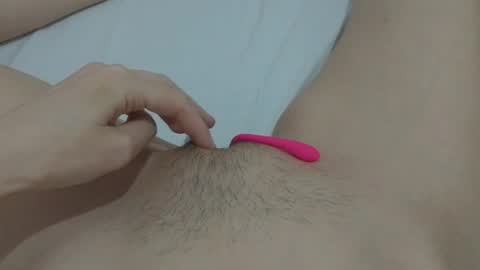 Snapshot of katrinna_arinna chatting on 01-20-25, 12:28 katrina dont forget to give me thumbs up online show from 01-20-25, 12:28