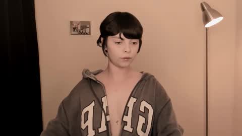 Snapshot of katsurotaro chatting on 11-17-25, 10:04 katsuro online show from 11-17-25, 10:04