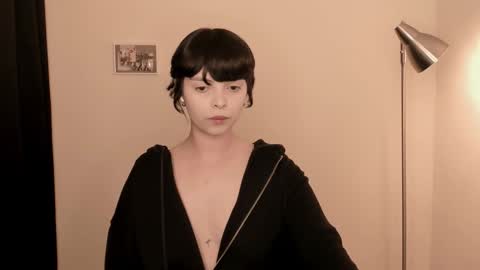 Snapshot of katsurotaro chatting on 11-19-25, 08:09 katsuro online show from 11-19-25, 08:09