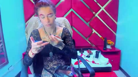 Snapshot of kattalella_luck chatting on 11-27-25, 03:41 kattalella luck online show from 11-27-25, 03:41