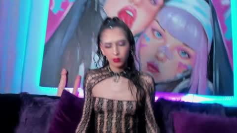 Katiia online show from 01-19-25, 06:42