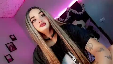 kattie_sweet_ online show from 10-27-25, 07:40