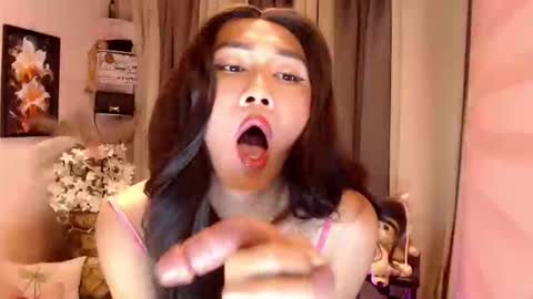 Snapshot of kattiecurrent chatting on 03-14-26, 06:57 Saisy online show from 03-14-26, 06:57