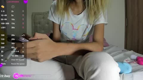 Snapshot of kattita chatting on 12-31-24, 08:37 Katrina online show from 12-31-24, 08:37