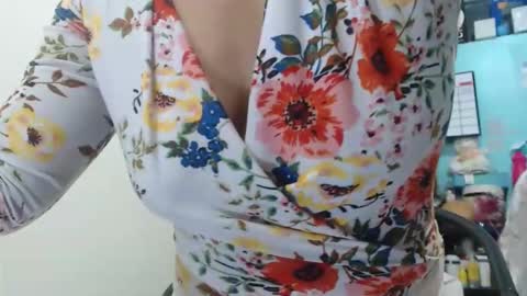 Snapshot of kattleyagray chatting on 12-02-25, 10:38 KattleyaGrey online show from 12-02-25, 10:38