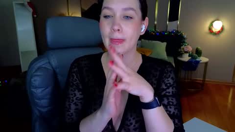 Goddess Katy            VACATION  online show from 01-07-26, 12:57