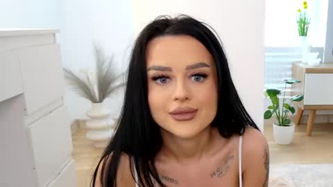 Snapshot of katty_pery chatting on 04-20-26, 02:20 Katty Perry online show from 04-20-26, 02:20